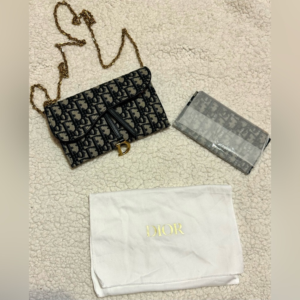 Christian Dior Saddle Wallet with Chain - Picture 3 of 7